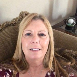 Meet your Posher, Deanna